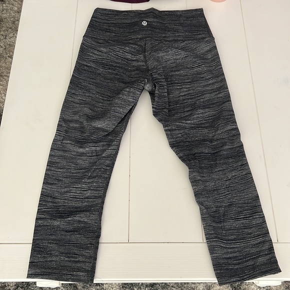 Lululemon leggings - Picture 3 of 3